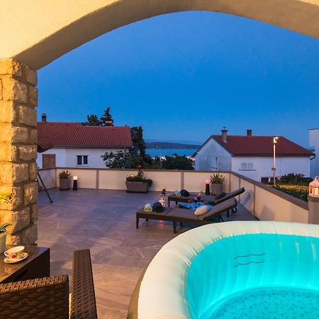 Apartment Tara With Seaview Krk Town Εξωτερικό φωτογραφία