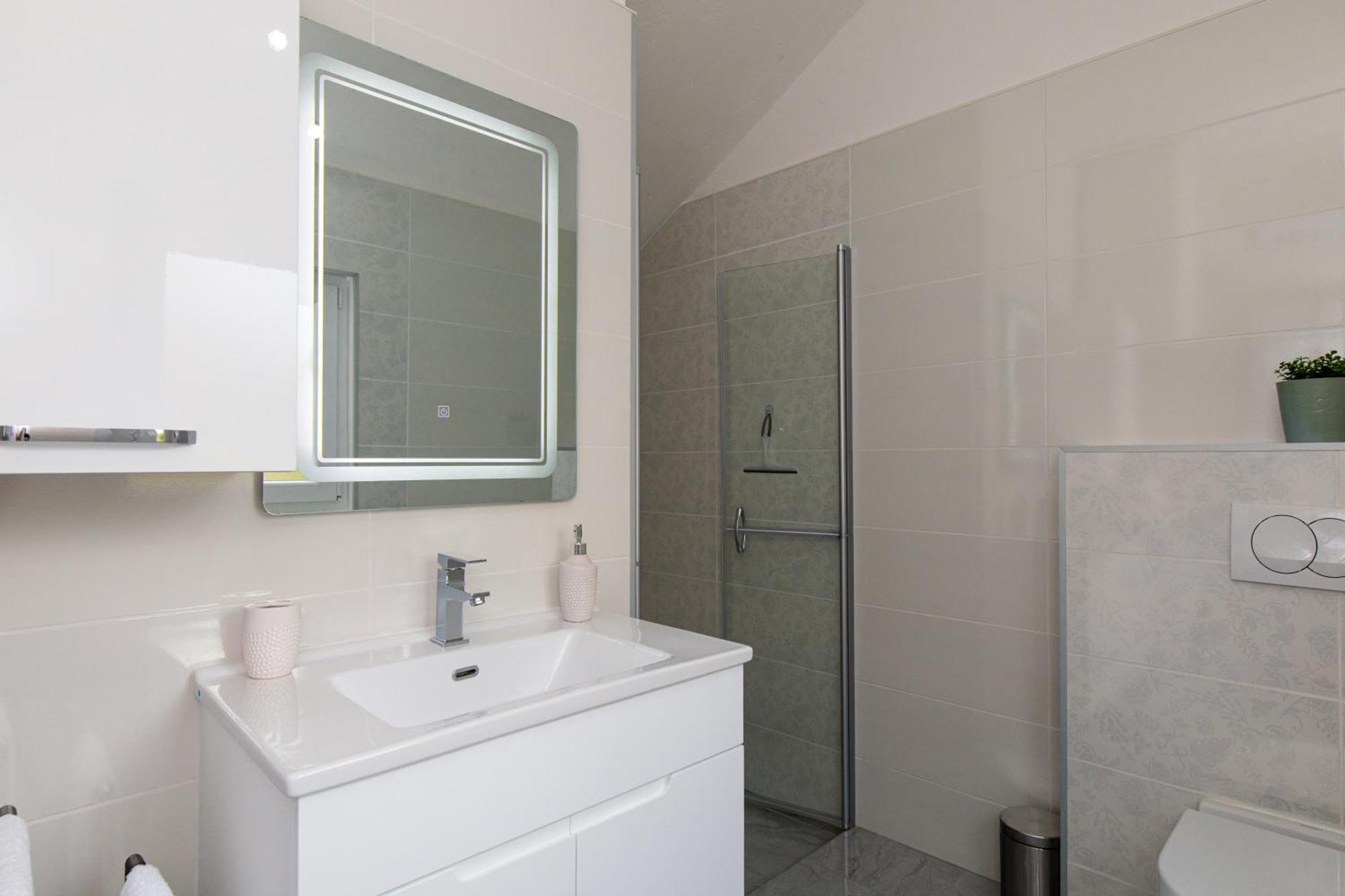 Apartment Tara With Seaview Krk Town Εξωτερικό φωτογραφία